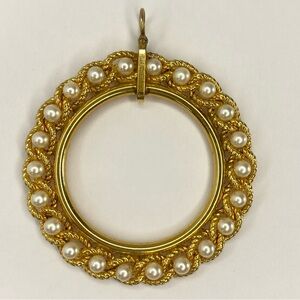 Vintage HG 1 20 12K Gold Filled Pendant Frame Faux Pearl Round Photo Cameo
